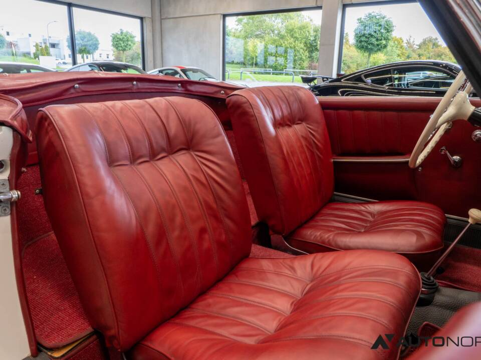 Imagen 64/74 de Mercedes-Benz 190 SL (1959)
