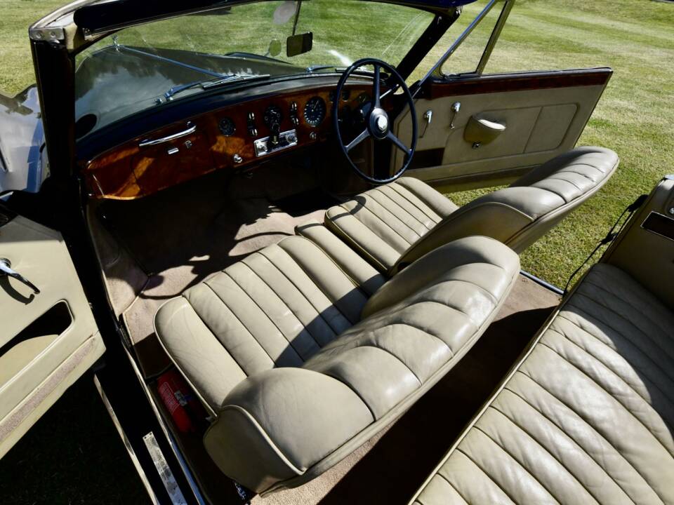 Image 35/50 of Bentley S 1 Continental DHC (1958)