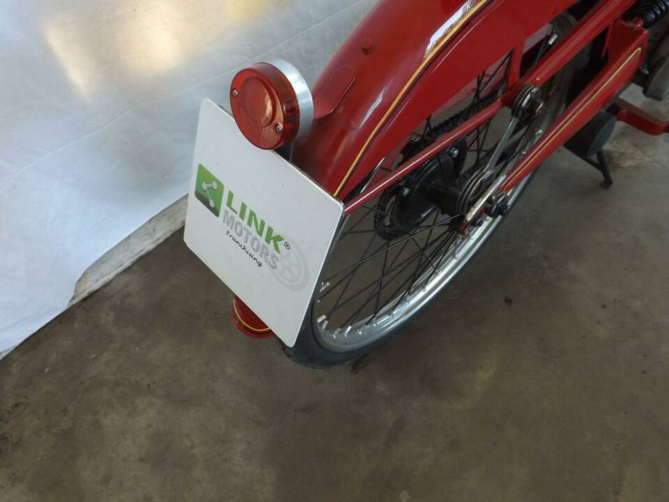 Image 30/50 de Moto Guzzi Cardellino 65 (1955)