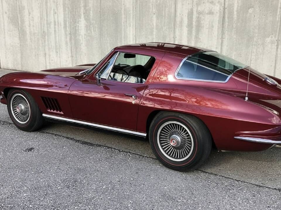 Image 3/17 of Chevrolet Corvette Stingray 427 (1967)