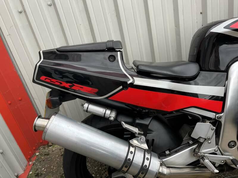 Bild 12/16 von Suzuki DUMMY (1994)