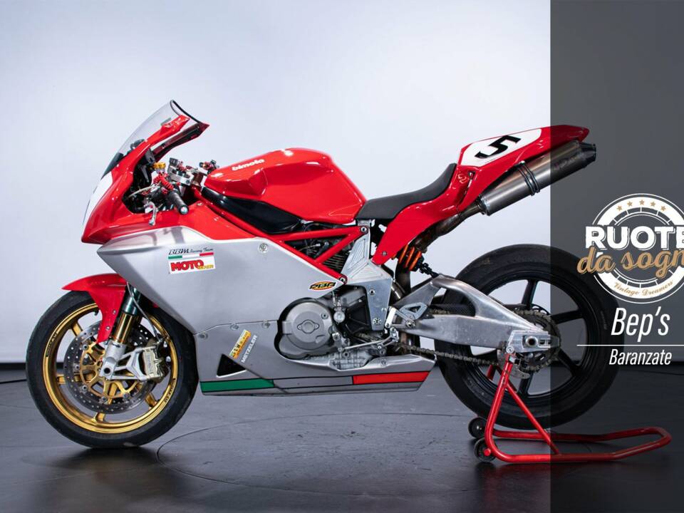 Immagine 2/50 di Bimota DUMMY (2007)