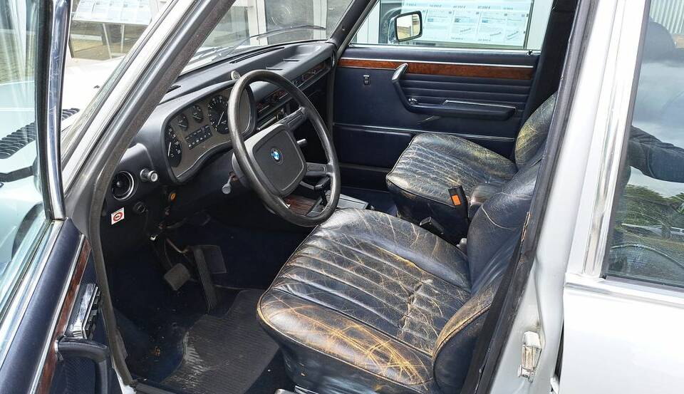 Bild 3/23 von BMW 3,3 Li (1976)