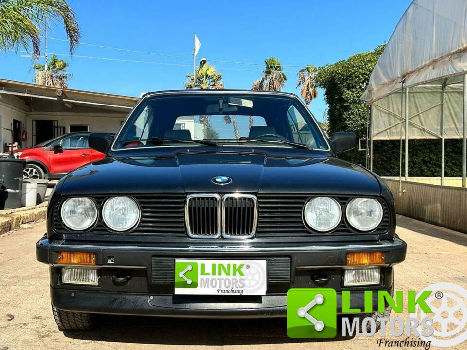 Image 2/10 de BMW 320i (1987)