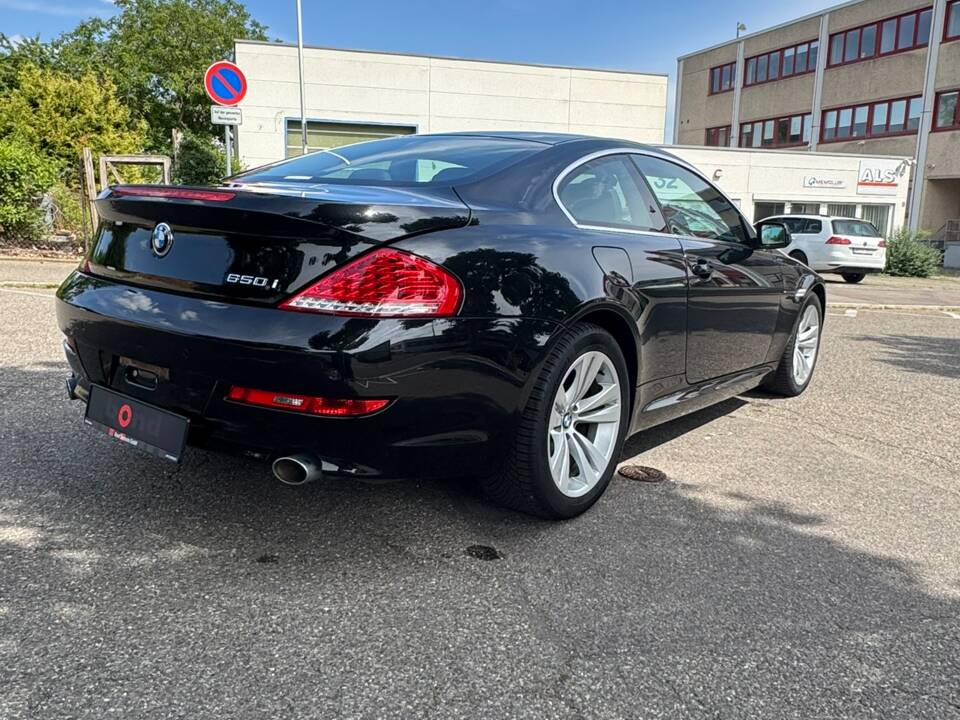 Bild 14/99 von BMW 650i (2007)