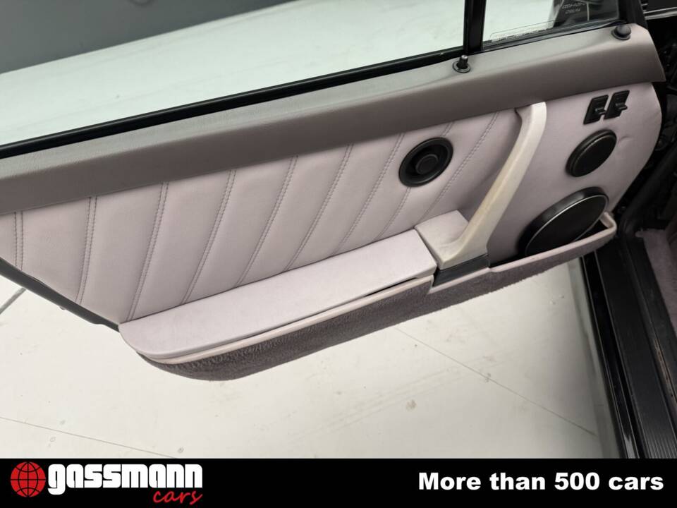 Image 15/15 of Porsche 911 Carrera 2 (1990)