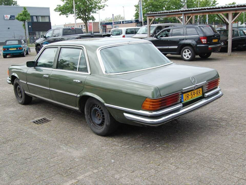 Image 3/12 of Mercedes-Benz 350 SEL (1977)