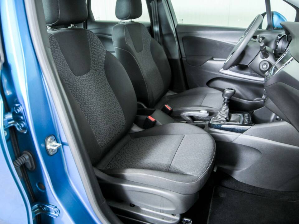 Image 35/50 de Opel Crossland X 1.2 Turbo (2020)