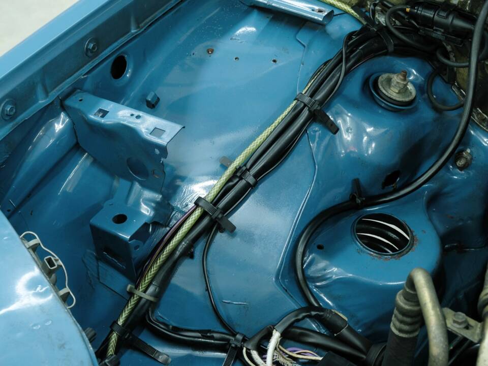 Bild 19/50 von Mercedes-Benz 280 SE (1983)