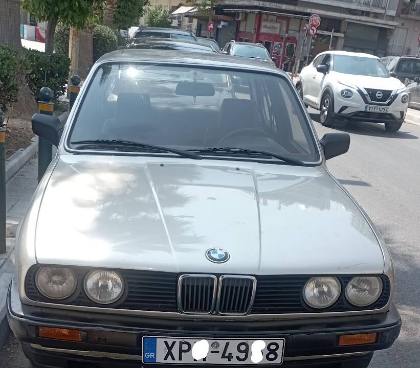 Image 6/51 of BMW 318i (1985)