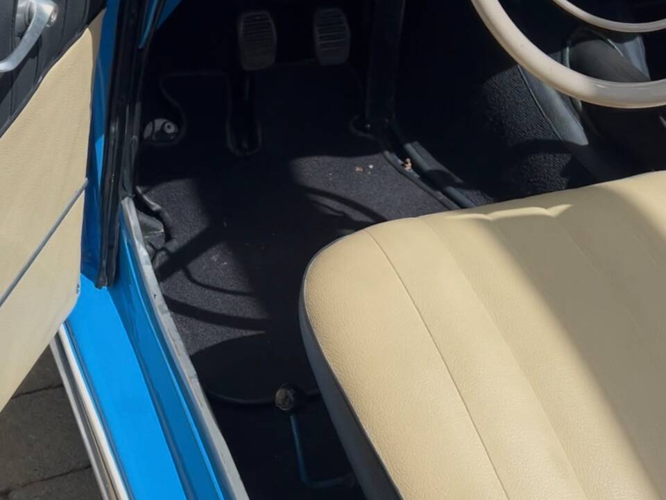 Image 5/10 of Skoda Felicia (1962)