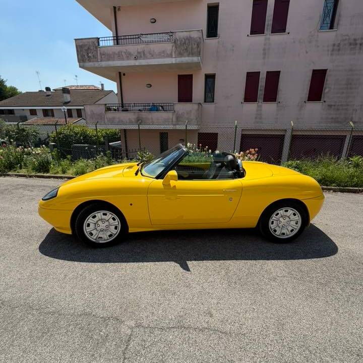 Immagine 6/19 di FIAT Barchetta 1.8 16V (1996)
