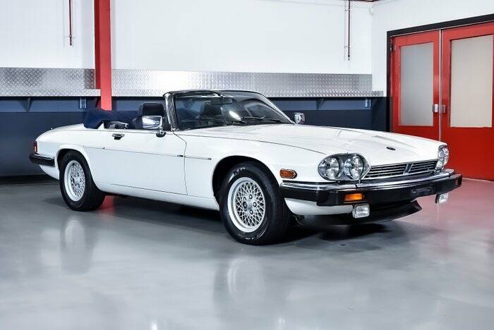 Image 1/7 of Jaguar XJS 5.3 V12 (1989)