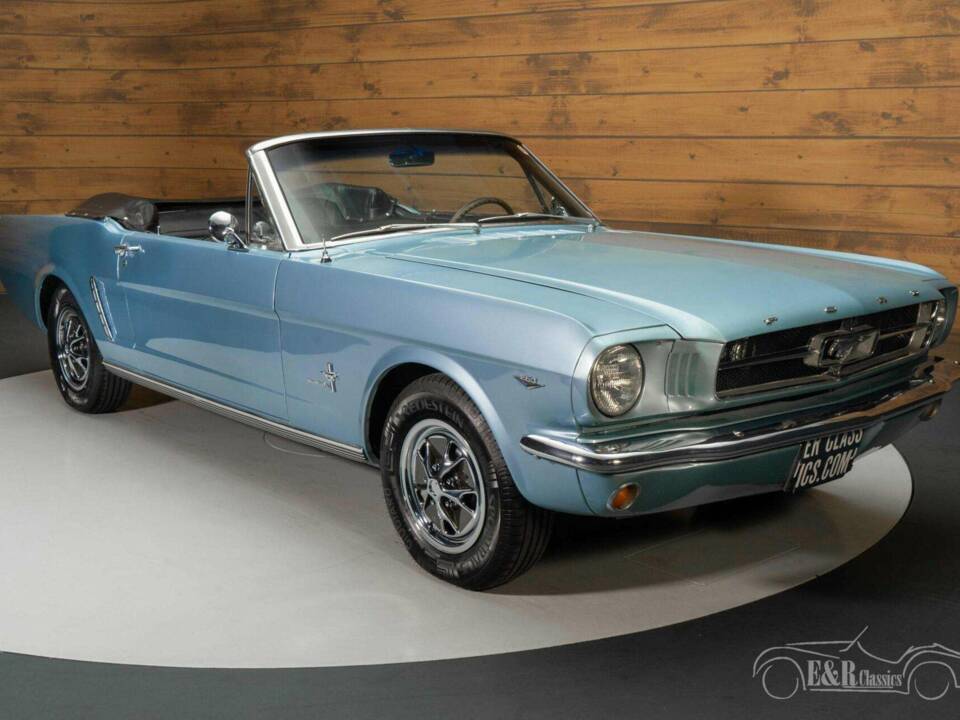 Image 17/19 of Ford Mustang GT (1965)