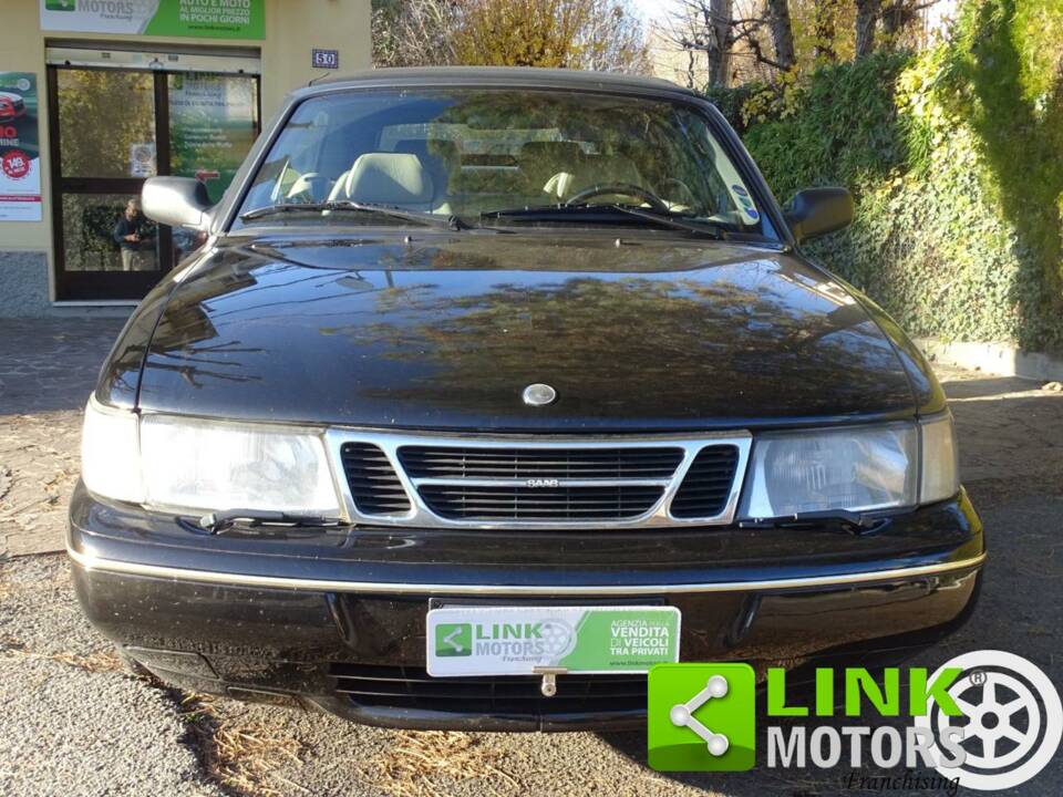 Image 2/10 of Saab 900 2.0i (1996)
