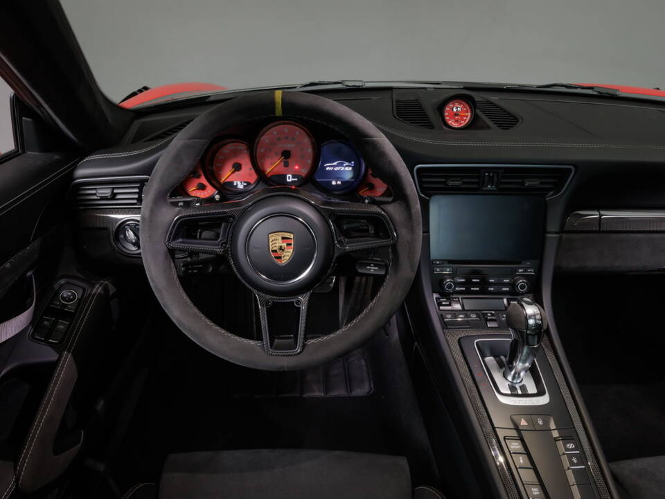 Image 34/41 de Porsche 911 GT3 RS Weissach (2019)