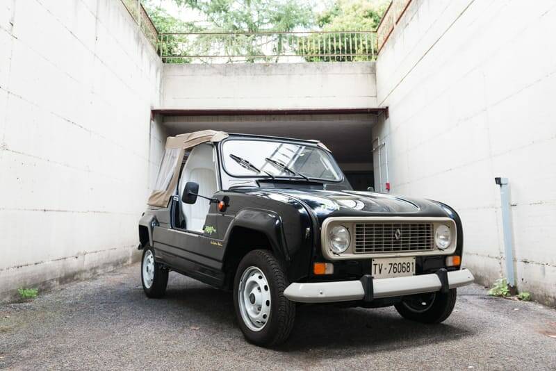 Image 1/5 de Renault R 4 Frog (1988)