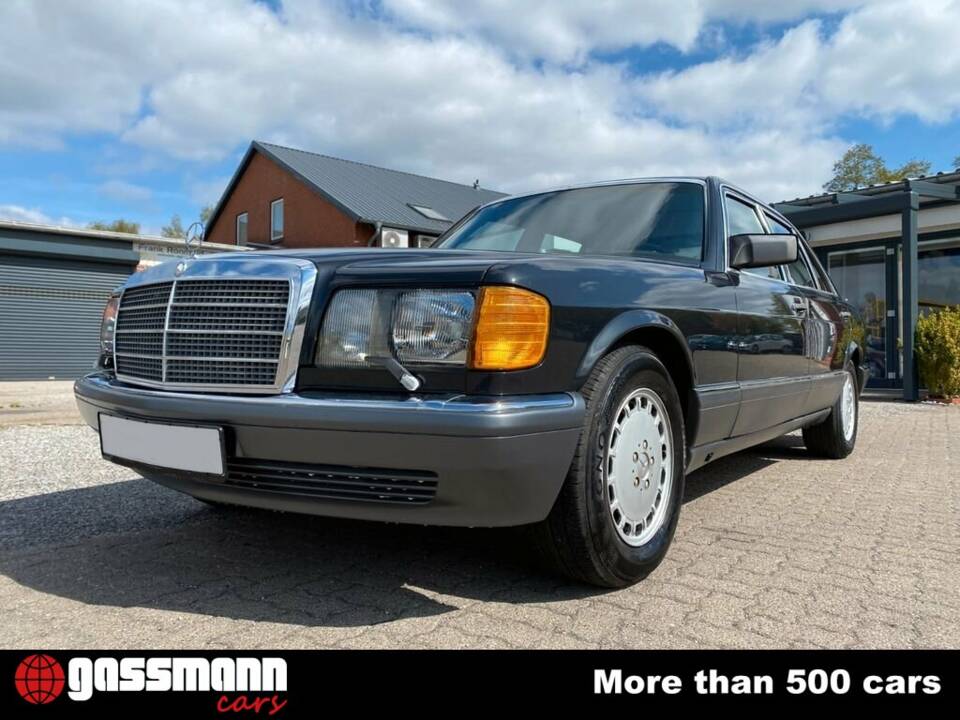 Imagen 2/15 de Mercedes-Benz 560 SEL (1991)