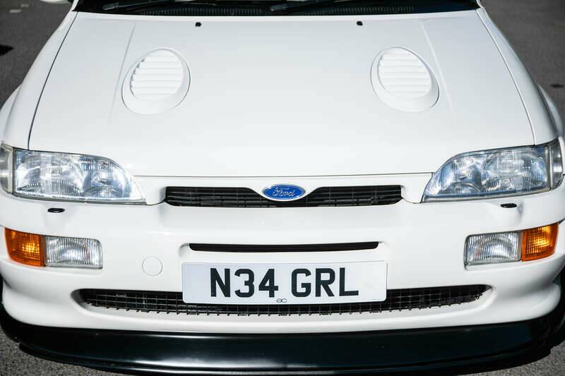 Image 35/41 of Ford Escort RS Cosworth (1995)