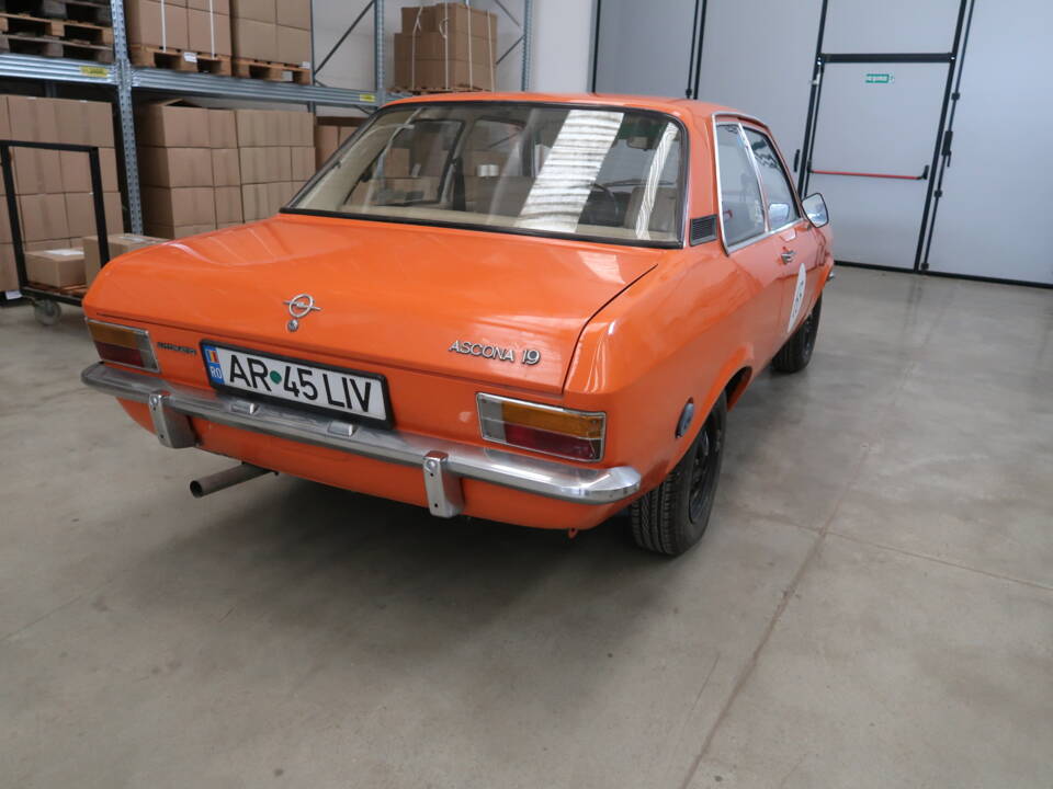 Bild 27/67 von Opel Ascona Caravan 1,9 S (1975)