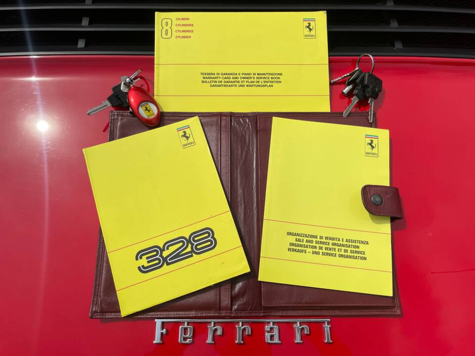 Image 43/48 of Ferrari 328 GTS (1989)