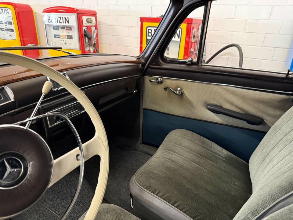 Image 8/18 of Mercedes-Benz 180 Db (1961)