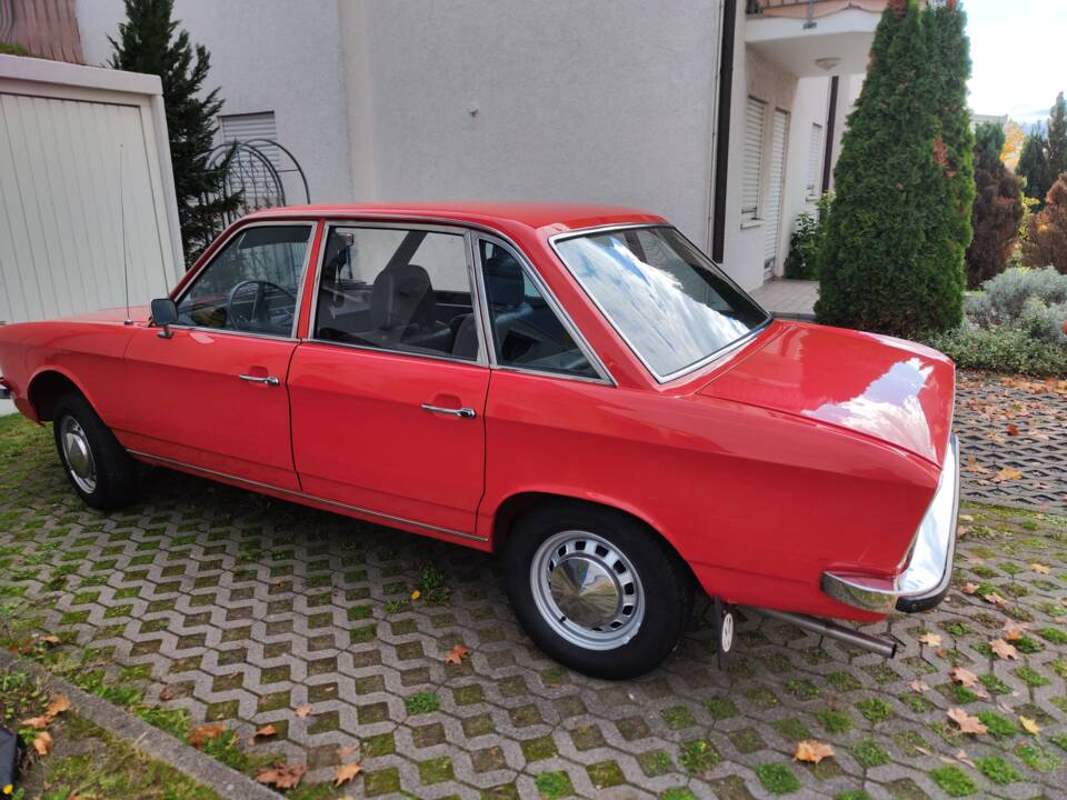 Image 2/4 de Volkswagen K 70 L 1.6 (1973)