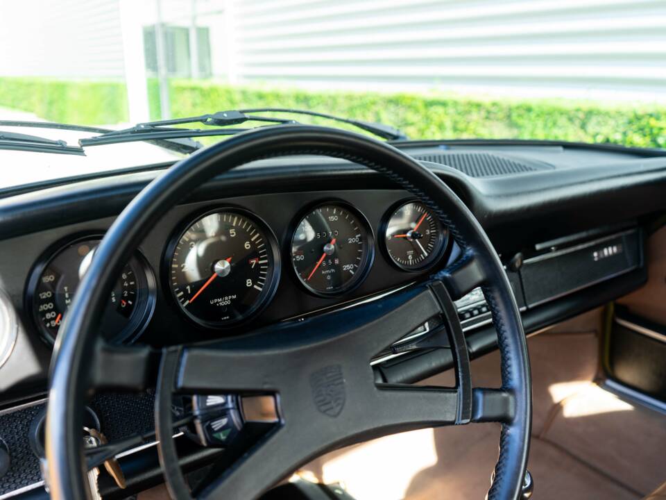 Bild 23/41 von Porsche 911 2.0 E (1969)