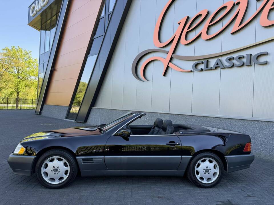 Image 6/46 of Mercedes-Benz SL 320 (1995)