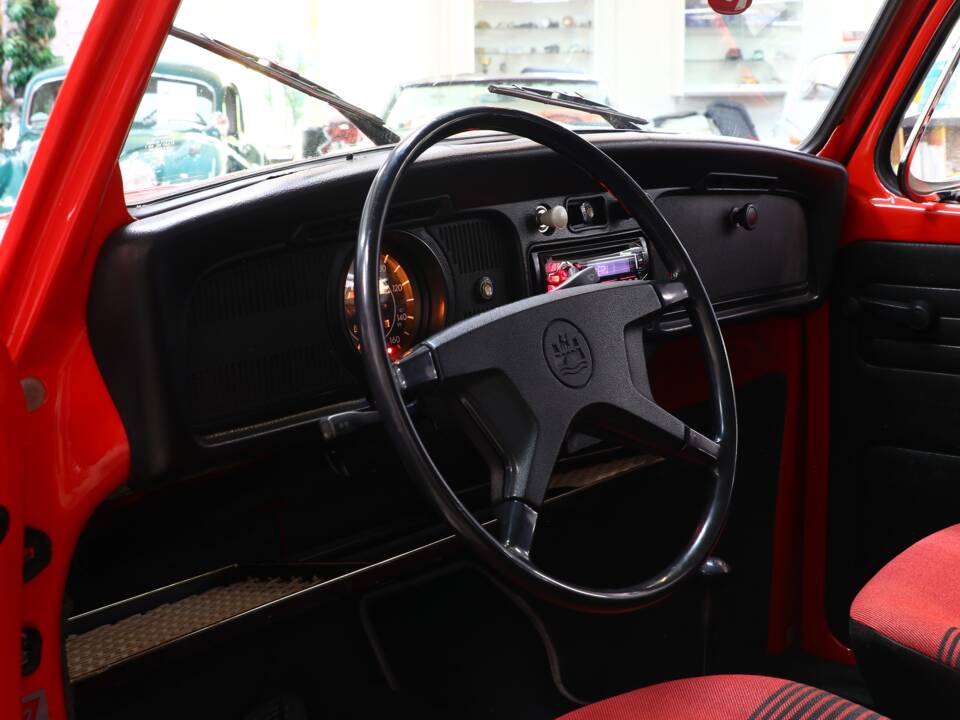 Bild 16/23 von Volkswagen Käfer 1200 (1975)