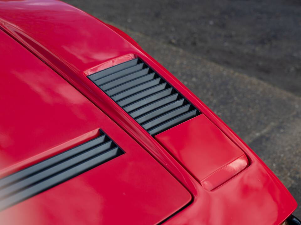 Bild 18/50 von Ferrari 308 GTBi Quattrovalvole (1983)
