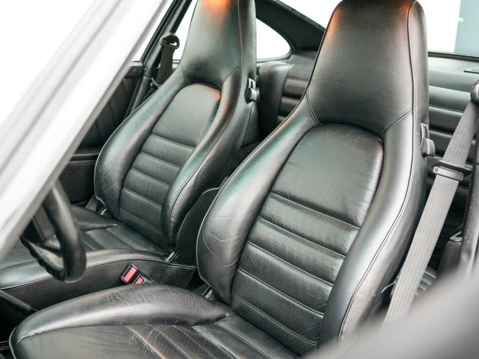 Bild 28/50 von Porsche 911 Turbo 3.3 (1986)