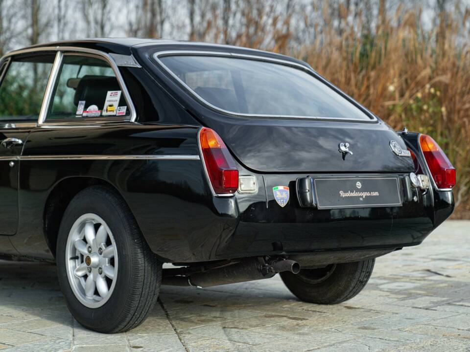 Image 9/50 of MG MGB GT (1978)