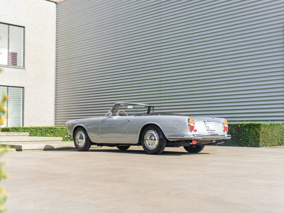 Image 20/31 of Lancia Flaminia GT 3C 2.5 Convertible (1963)