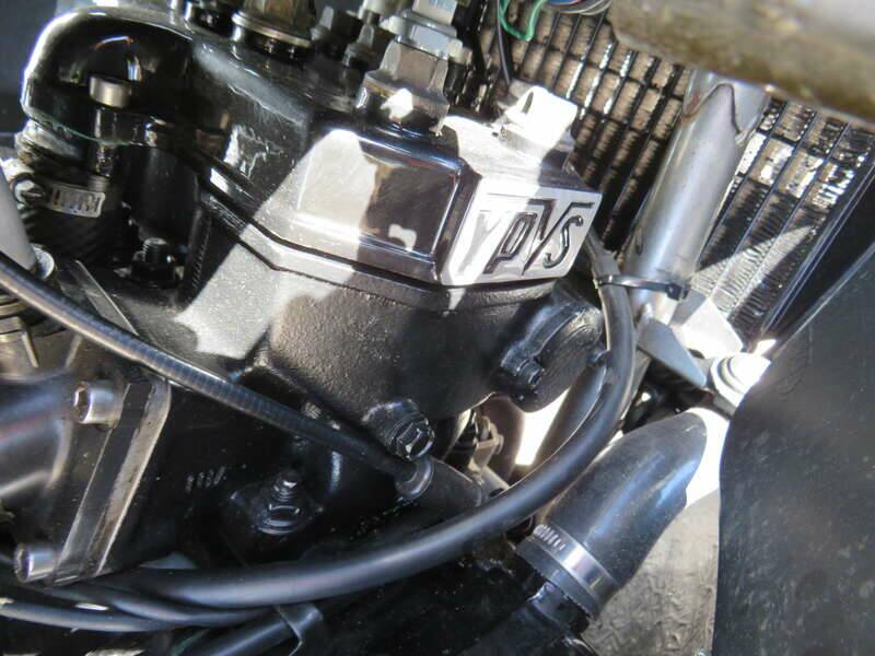 Immagine 16/44 di Yamaha RD 350 LC (1989)