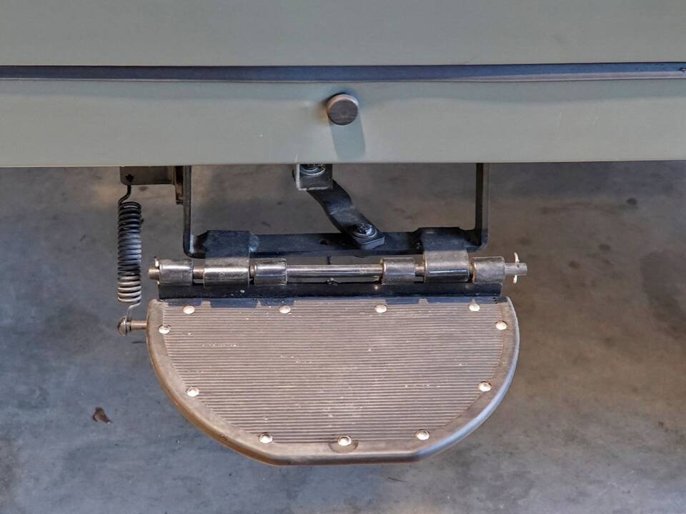 Bild 20/49 von Land Rover 109 (1982)