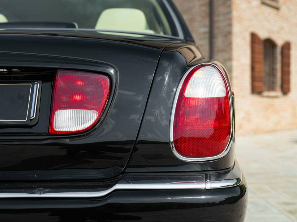 Immagine 13/50 di Bentley Arnage Red Label (1999)