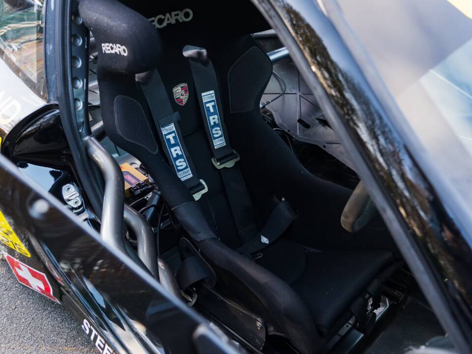 Image 9/14 of Porsche 911 GT2 RSR (2000)