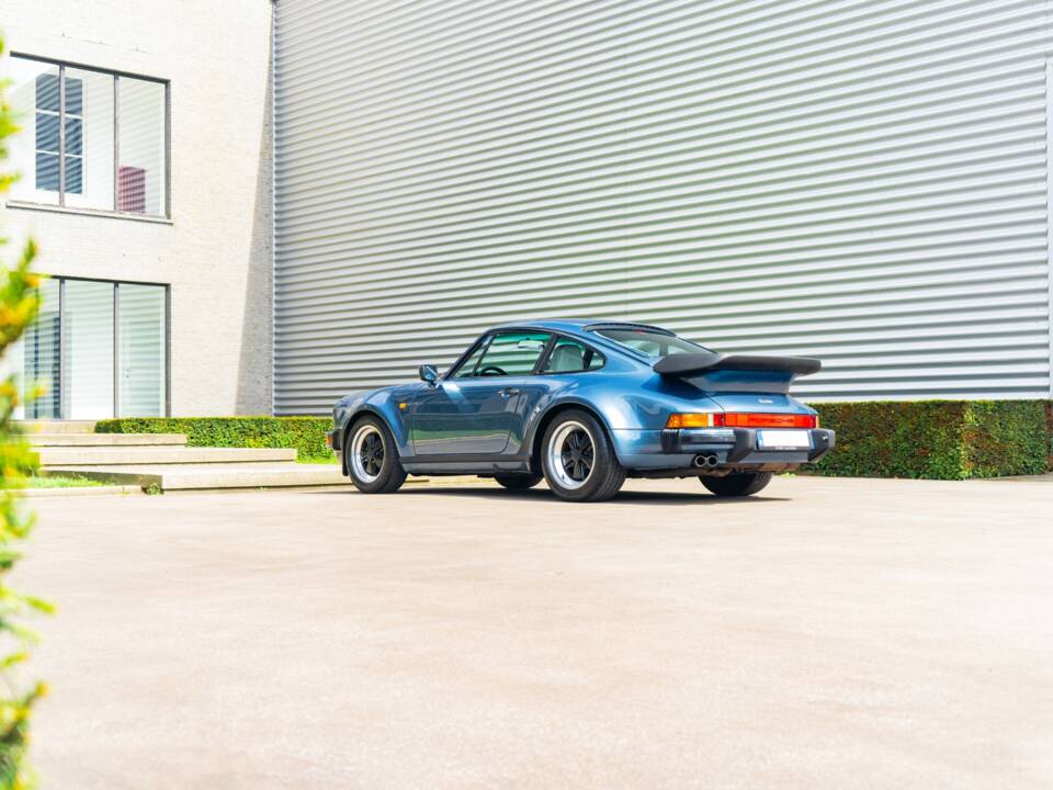 Afbeelding 15/33 van Porsche 911 Turbo 3.3 (1988)