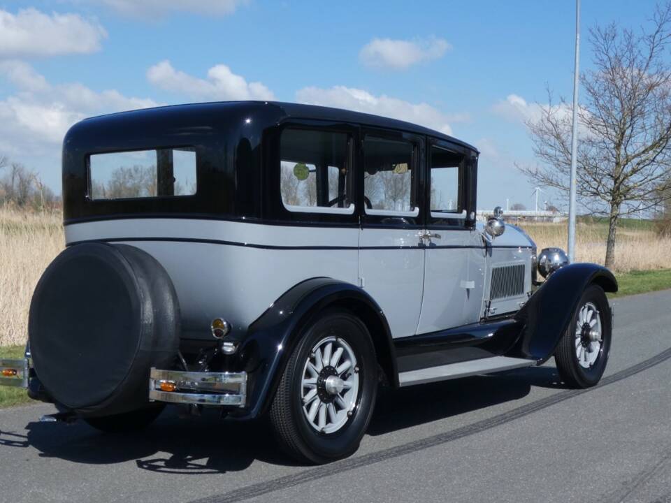 Image 27/32 of Locomobile 8-80 (1927)