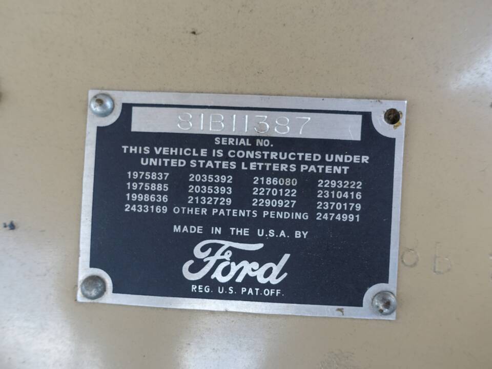 Immagine 41/44 di Ford V8 (1938)