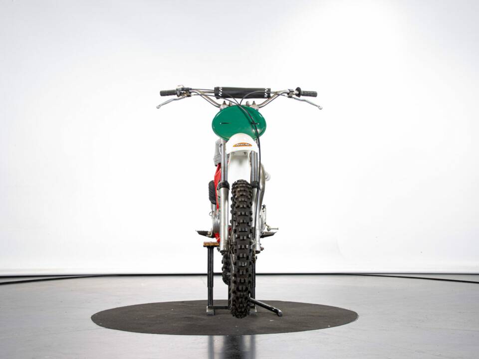 Image 7/50 of CZ 250 (1977)