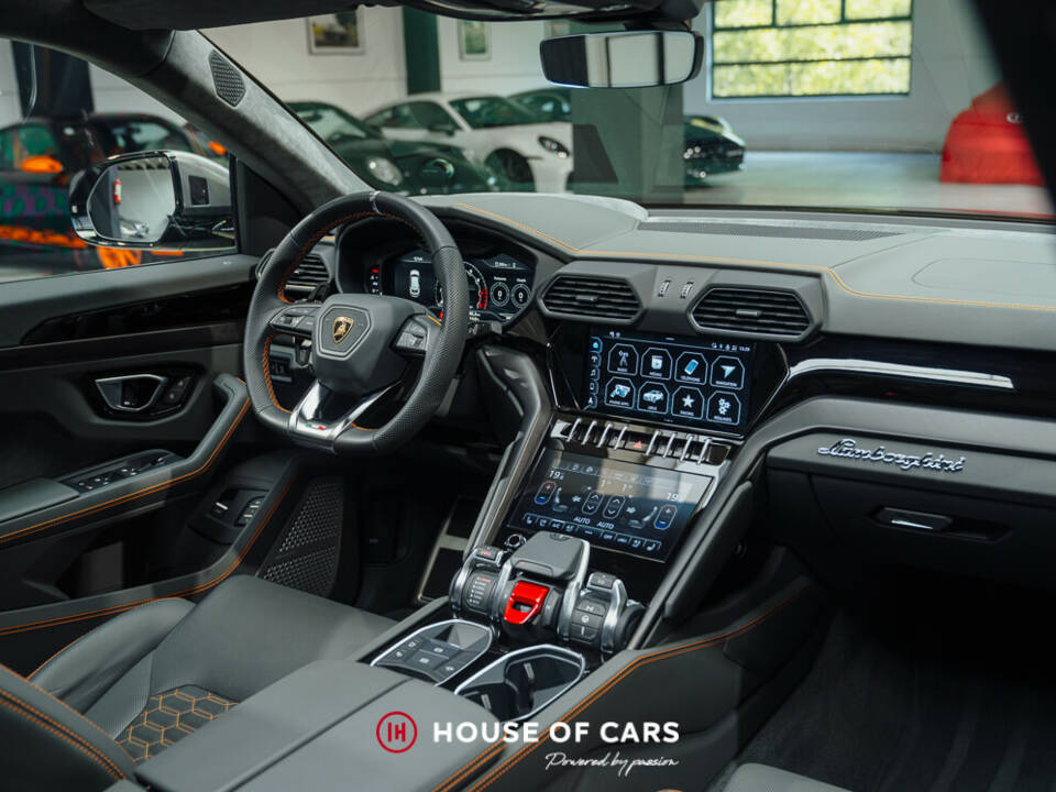Bild 18/25 von Lamborghini Urus (2022)