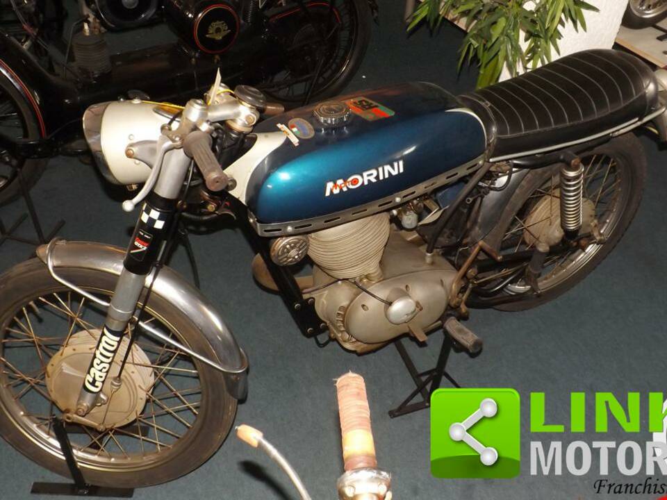 Image 1/10 of Moto Morini DUMMY (1962)
