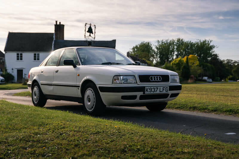 Bild 43/50 von Audi 80 - 2.0 E (1993)