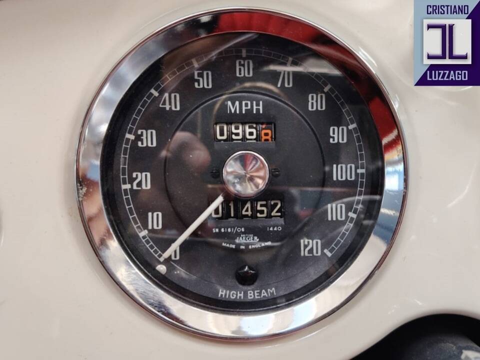 Image 35/61 of MG MGA 1500 (1958)