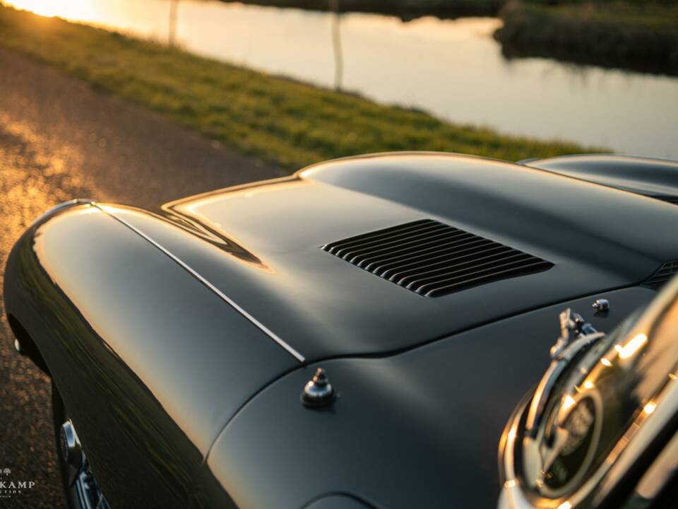 Image 48/50 de Jaguar E-Type 3.8 Flat Floor (1961)