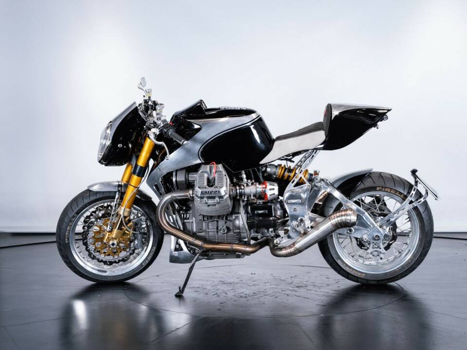 Imagen 2/50 de Moto Guzzi Daytona RS (1998)