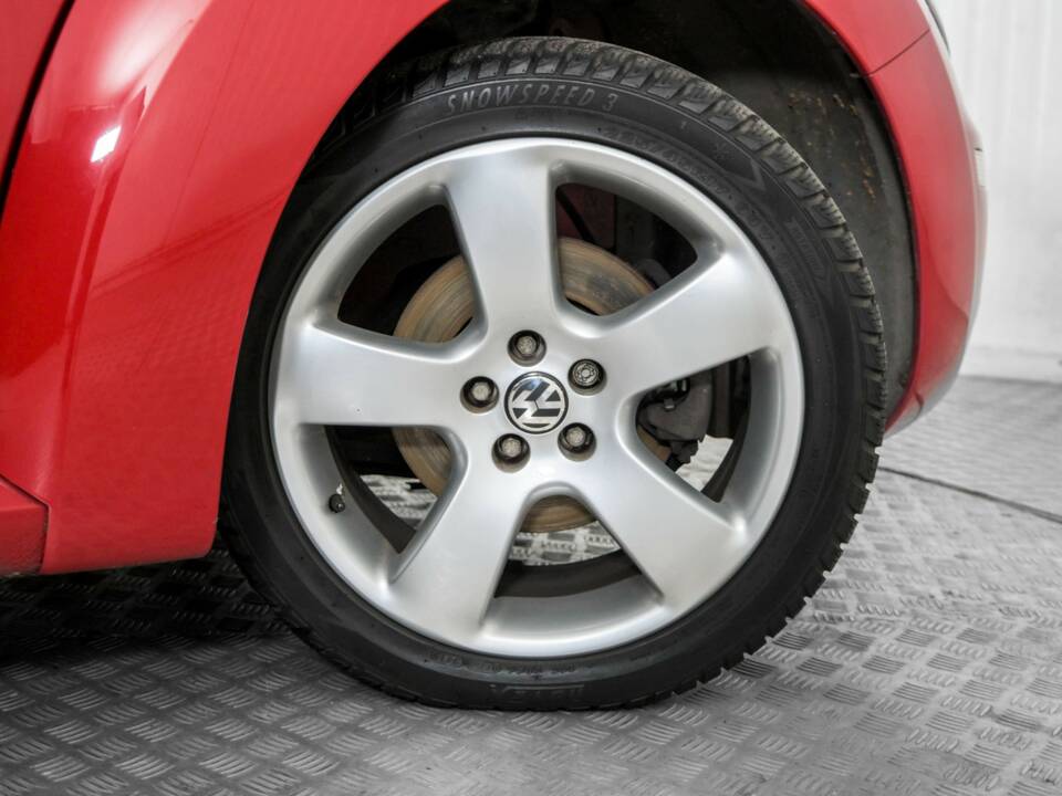 Image 44/50 de Volkswagen New Beetle 2.0 (2006)