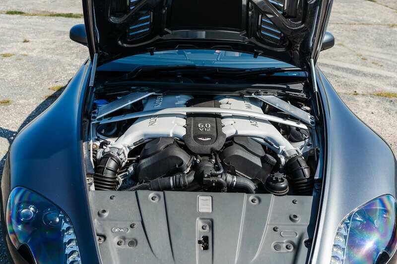 Image 29/50 de Aston Martin V12 Vantage S (2016)